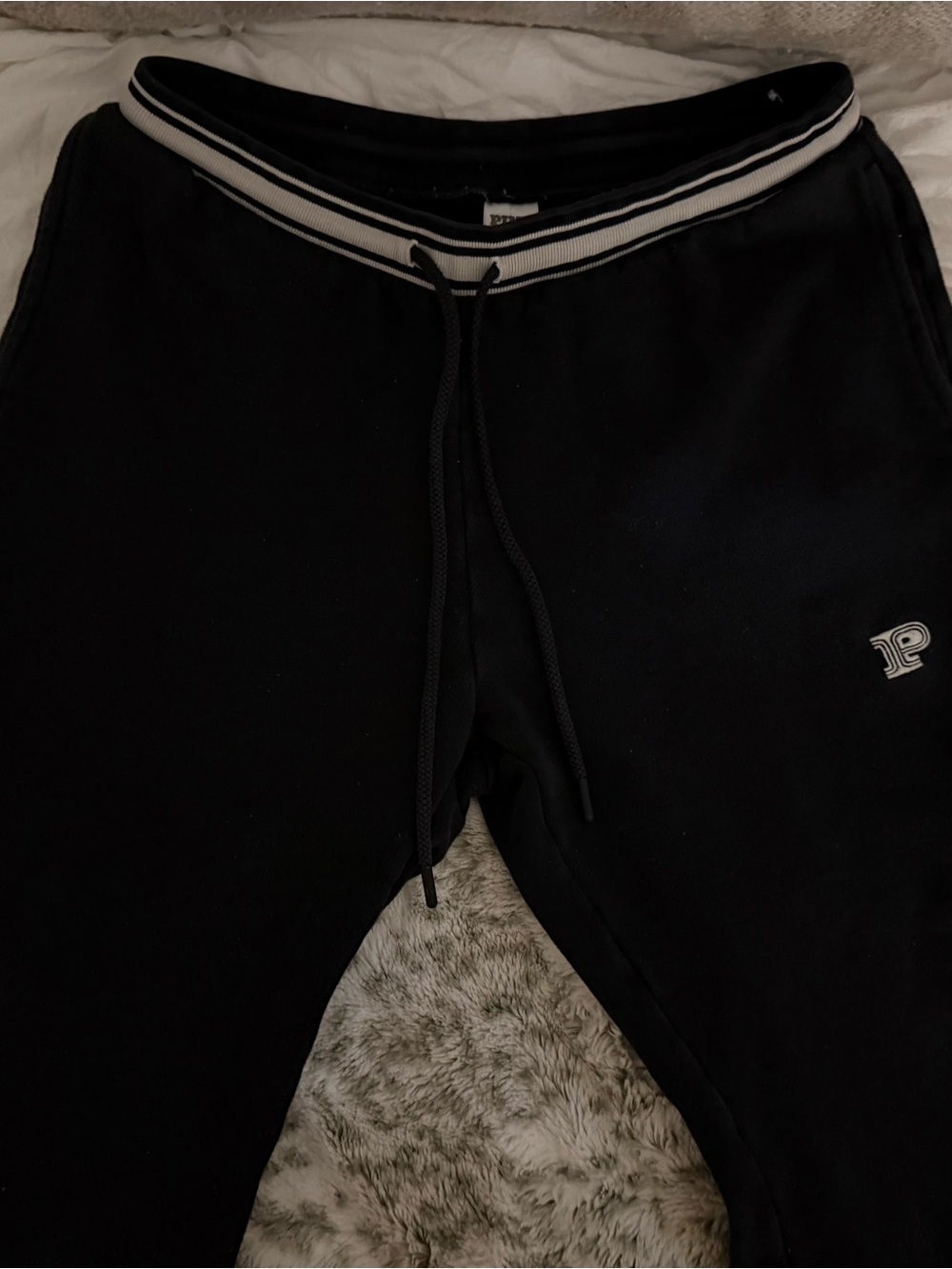 Women’s PINK Black relaxed bottom Jogger Sweatpants with White-Trim Waistband